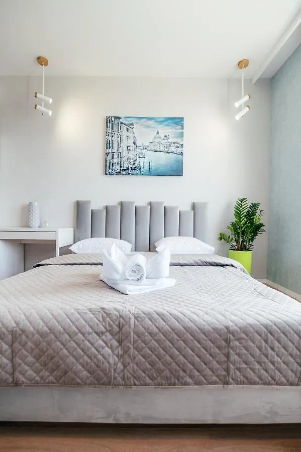 Pearl Premium Apartments 3 Kyiv