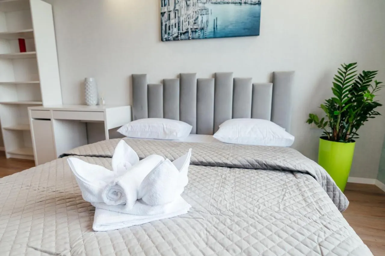 Pearl Premium Apartments 3 Kyiv 0*,